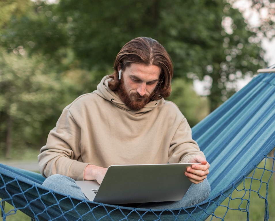 Valdichiana: Un Paradiso per Nomadi Digitali in Cerca di Relax e Ispirazione